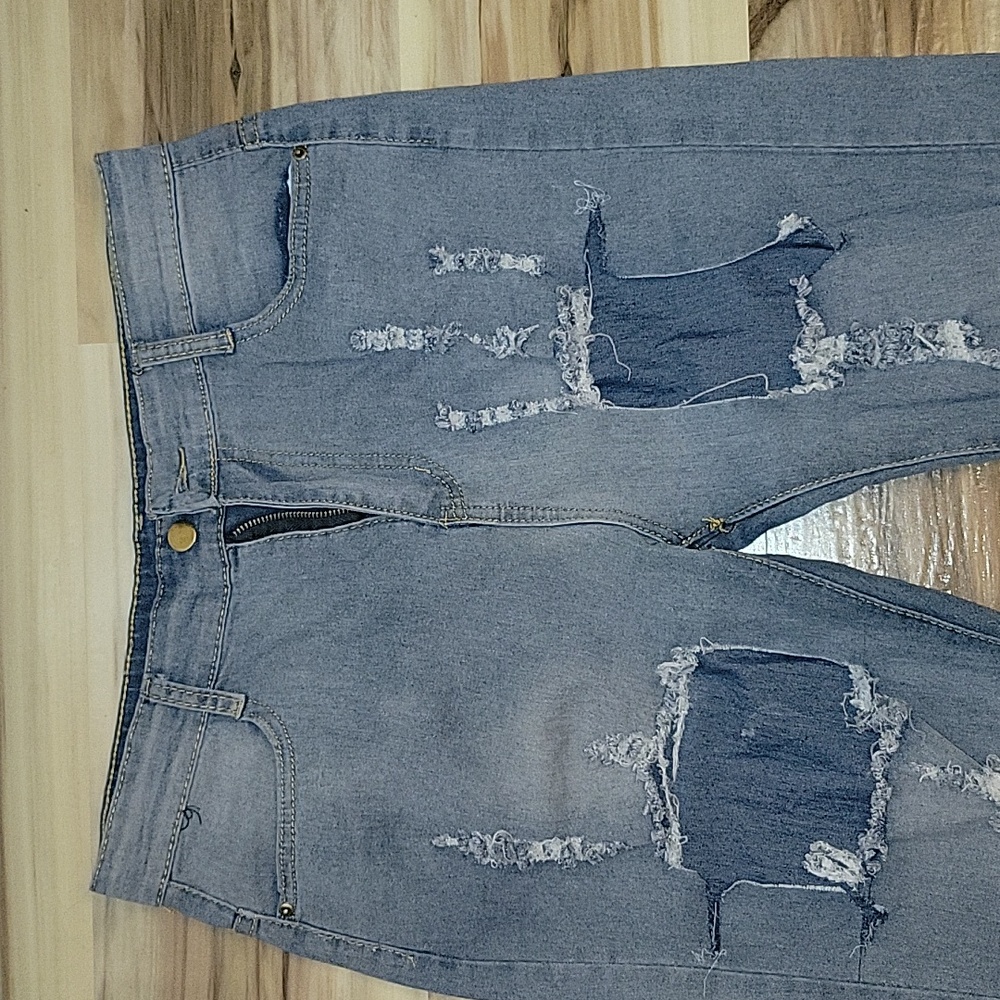 Distressed Holey Jeans - Picture 2 of 11
